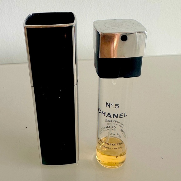 Chanel twist travel or purse No 5 case - Picture 1 of 6